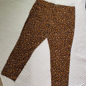 Old Navy cheetah print pixie ankle